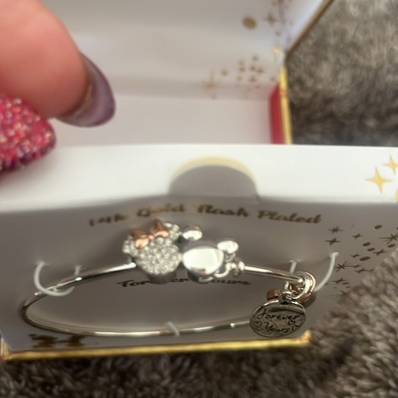 NWT Disney “Forever Yours” bracelet - Picture 5 of 5